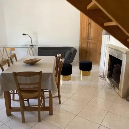 Maison De Ville Rénovée Hébergement de vacances